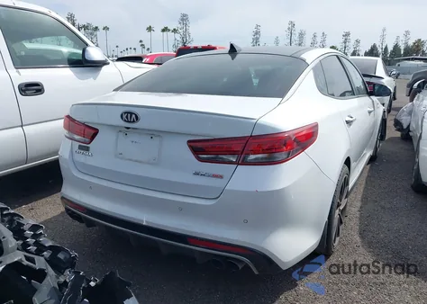 2016 Kia Optima Sx Turbo z USA, uszkodzony, nr VIN 5XXGW4L23GG027090